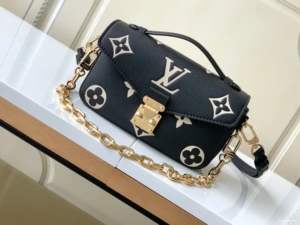 POCHETTE METIS EAST VUITTON WEST LOUIS 0606